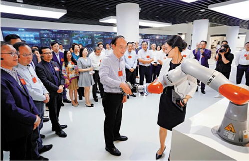 美的集團(tuán)戰(zhàn)略升級 進(jìn)軍智能機(jī)器人及自動(dòng)化設(shè)備新藍(lán)海